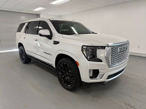 Used 2022 GMC Yukon Denali image 3