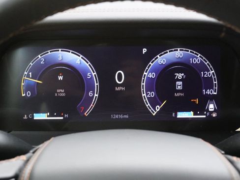 Used 2025 Jeep Grand Cherokee L Summit AWD/4WD image 9