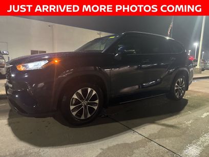 Used 2020 Toyota Highlander XLE