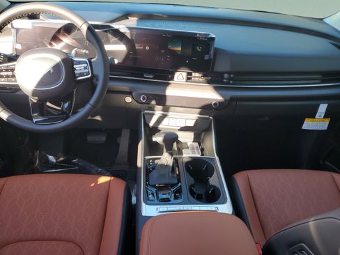 New 2026 Kia Carnival EX FWD image 10