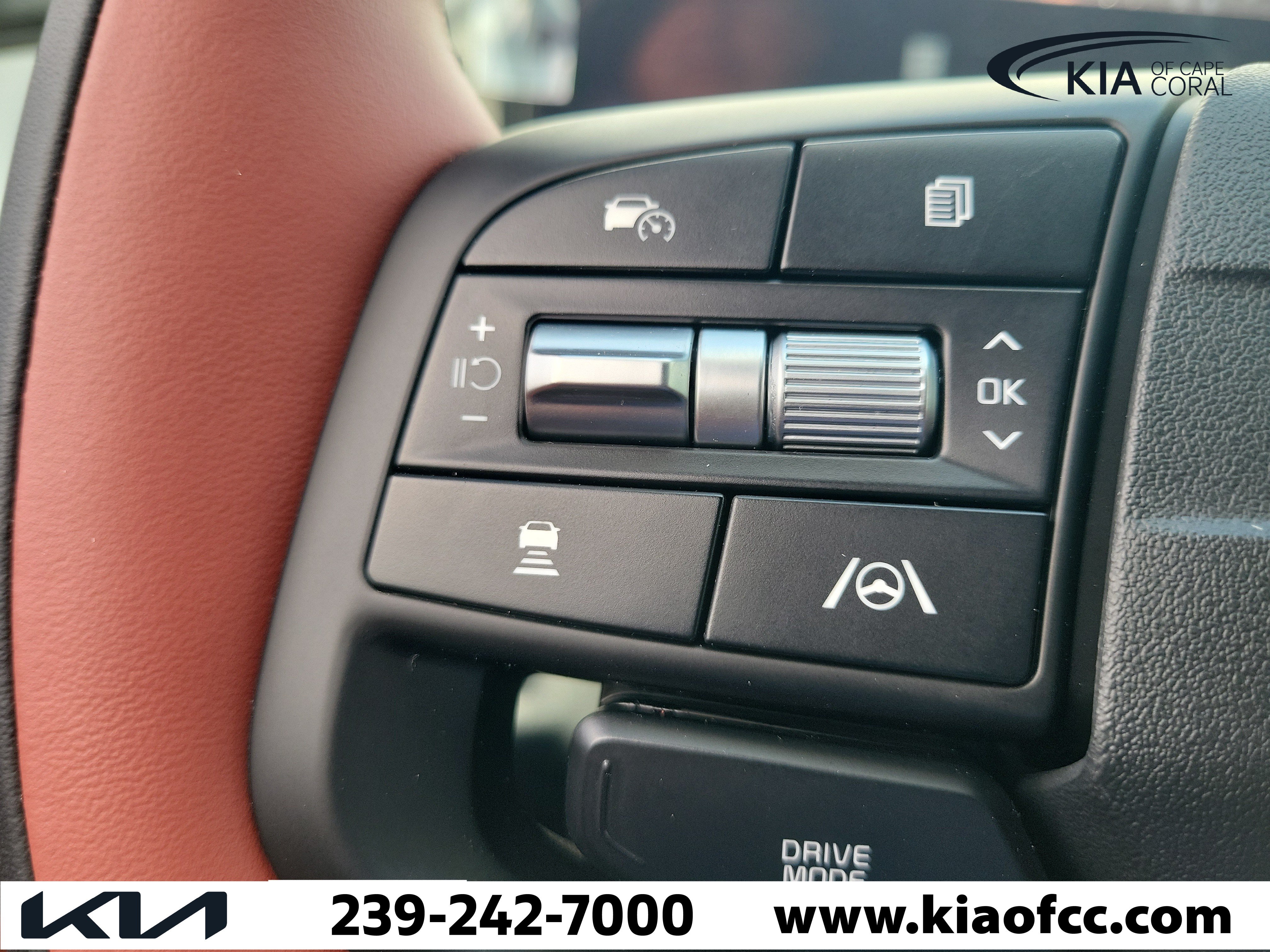 New 2026 Kia Sportage SX FWD image 32