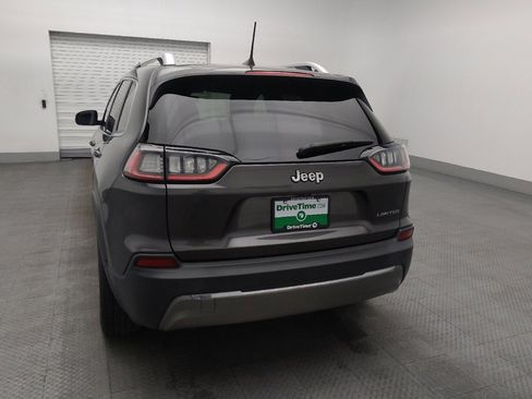 Used 2019 Jeep Cherokee Limited image 6