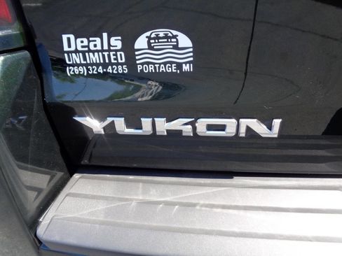 Used 2016 GMC Yukon SLT image 5