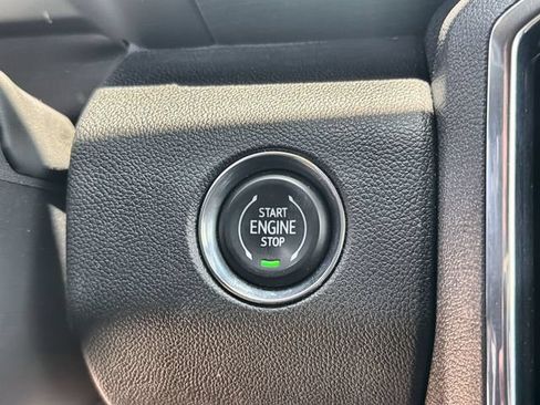 Certified 2026 GMC Acadia Elevation w/ Elevation Premium Package FWD image 16