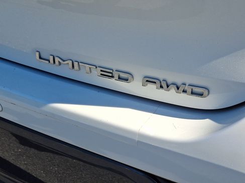 Used 2021 Toyota Highlander Limited AWD/4WD image 6
