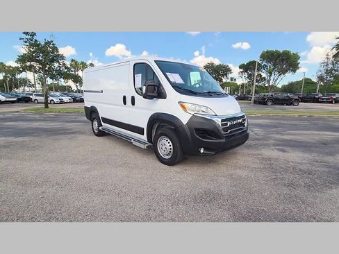 Used 2025 RAM ProMaster 2500 w/ U-Haul Equipment Group FWD image 54