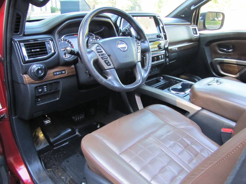 Used 2022 Nissan Titan Platinum Reserve w/ Moonroof Package AWD/4WD image 13