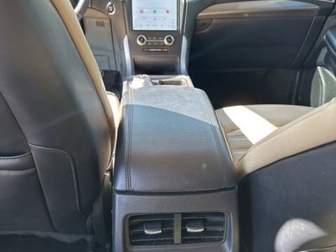 Used 2023 Ford Edge SEL w/ Convenience Package image 17