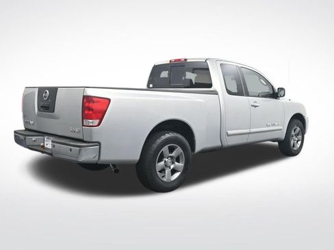 Used 2005 Nissan Titan SE RWD image 6