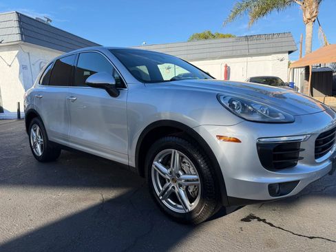 Used 2016 Porsche Cayenne S AWD/4WD image 14