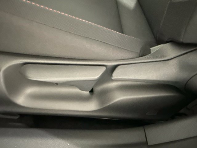 New 2026 Toyota Prius Plug-In Hybrid FWD image 19