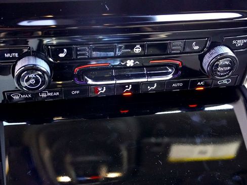 New 2025 Jeep Grand Cherokee Limited image 15