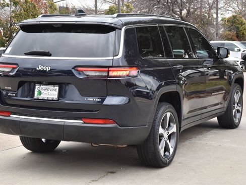 Used 2023 Jeep Grand Cherokee L Limited w/ Luxury Tech Group II image 8