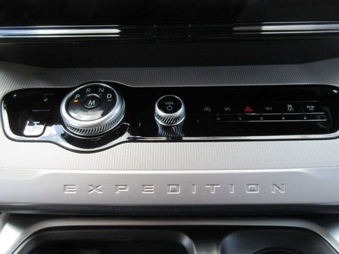 New 2026 Ford Expedition Max Active RWD image 29