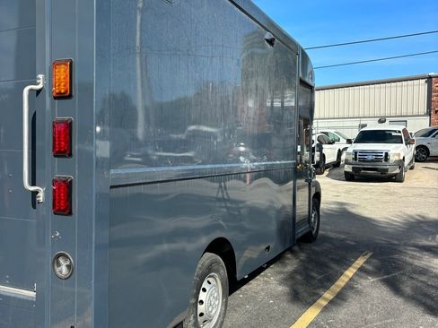 Used 2022 RAM ProMaster 3500 w/ Fleet Safety Group image 19