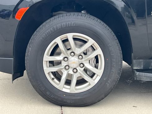 Used 2023 Chevrolet Suburban LT image 26