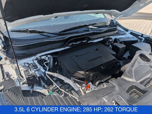 Used 2023 Honda Pilot Touring image 35