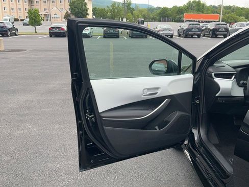 Certified 2023 Toyota Corolla SE FWD image 19