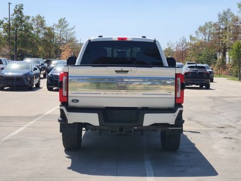 Used 2024 Ford F250 Platinum AWD/4WD image 6