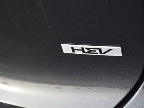 New 2025 Kia Niro EX Touring image 15