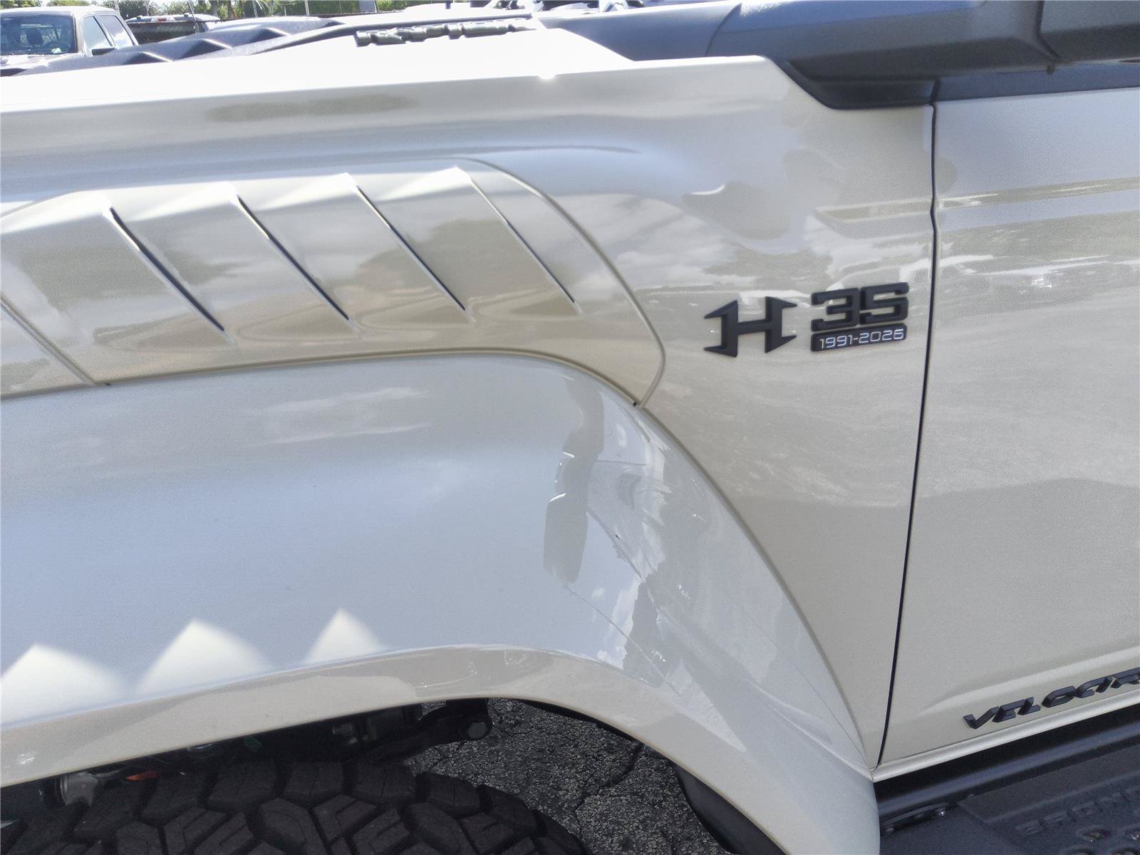 New 2026 Ford Bronco Raptor w/ Interior Carbon Fiber Pack AWD/4WD image 11