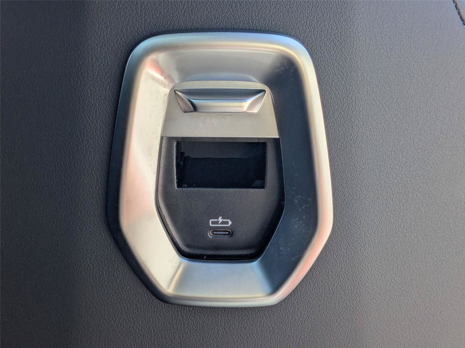 Used 2024 BMW i7 eDrive50 w/ Executive Package RWD image 34