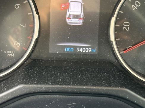 Used 2020 Toyota RAV4 XLE w/ Convenience Package image 59