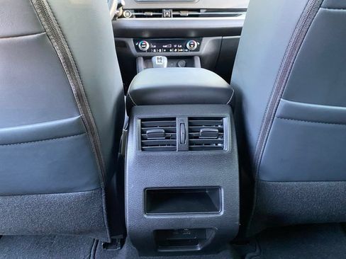 Used 2022 Mitsubishi Outlander SE AWD/4WD image 31