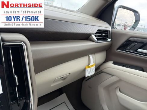 New 2026 GMC Yukon Denali w/ Denali Reserve Package image 27