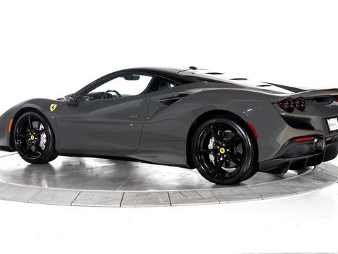 Certified 2022 Ferrari F8 Tributo RWD image 7