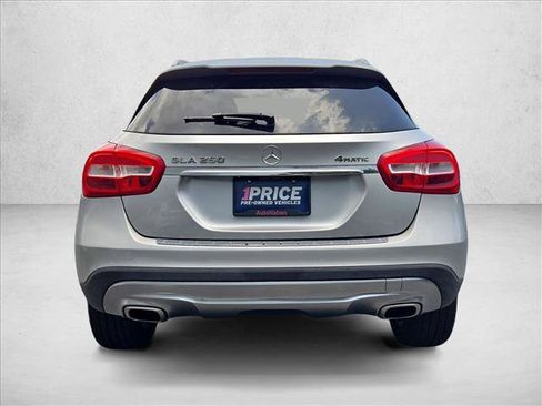 Used 2017 Mercedes-Benz GLA 250 4MATIC image 7
