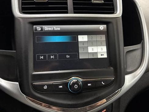 Used 2017 Chevrolet Sonic LT FWD image 33