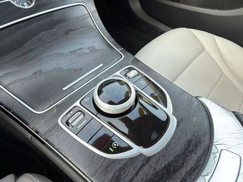 Used 2017 Mercedes-Benz C 300 Sedan image 28