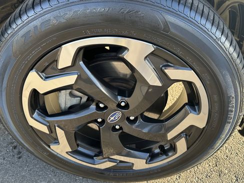 Used 2023 Subaru Crosstrek 2.5i Limited w/ Moonroof Package image 36