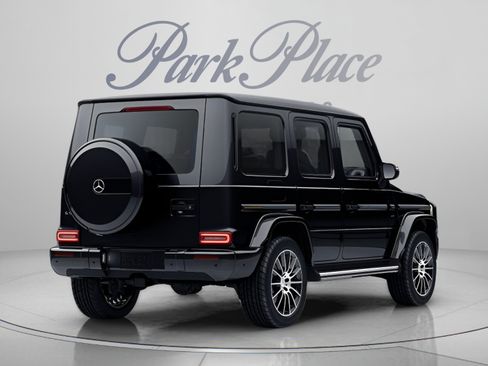 Used 2023 Mercedes-Benz G 550 image 21