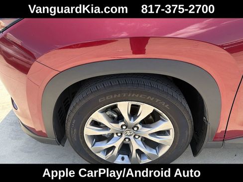 Used 2025 Toyota Grand Highlander FWD image 22