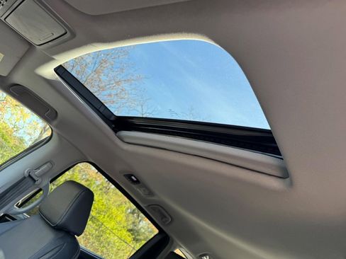 Certified 2024 Honda Odyssey EX-L image 18