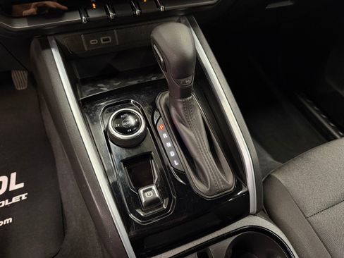 Used 2023 Chevrolet Colorado Trail Boss w/ Advanced Trailering Package AWD/4WD image 15