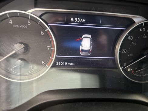 Used 2025 Nissan Rogue SV AWD/4WD image 4