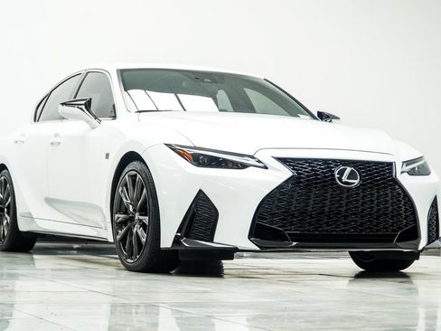 Used 2024 Lexus IS 350 F Sport RWD image 4