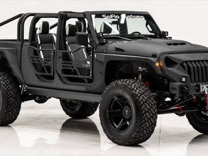 Used 2025 Jeep Gladiator Sport