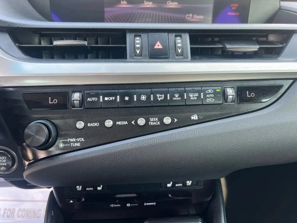 Used 2019 Lexus ES 350 w/ Premium Package FWD image 43