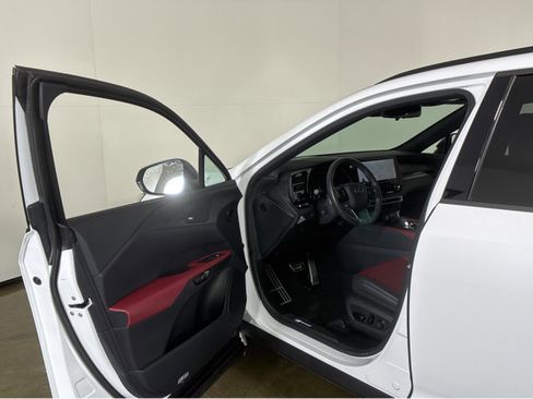 Used 2024 Lexus RX 500h F Sport w/ Convenience Package image 2