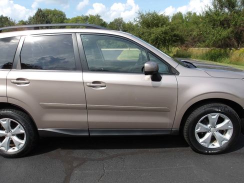 Used 2014 Subaru Forester 2.5i Premium w/ Popular Package #1 AWD/4WD image 34
