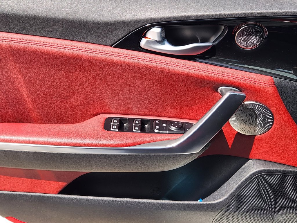 Used 2022 Kia Stinger GT-Line w/ Sun & Sound Package AWD/4WD image 23