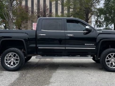 Used 2018 GMC Sierra 1500 SLT w/ SLT Premium Package image 5