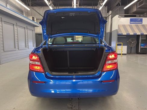 Used 2017 Chevrolet Sonic LS image 9