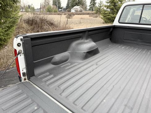 Used 1993 Ford F250 XLT 2dr 4WD Extended Cab LB HD image 95