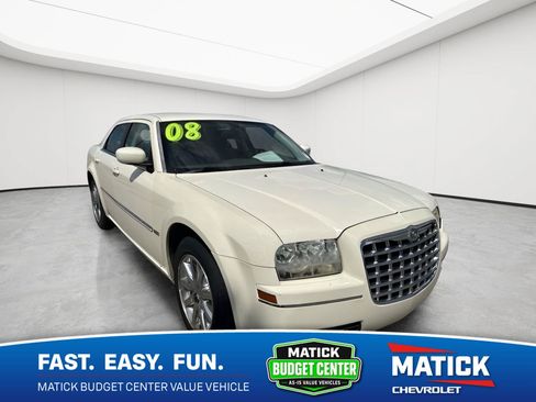 Used 2008 Chrysler 300 Touring RWD image 1