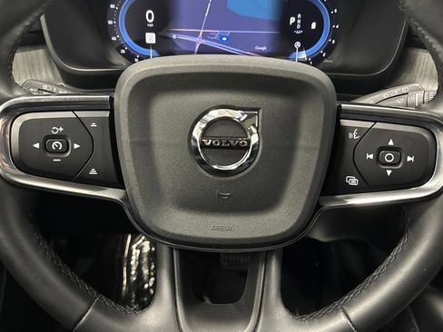 Used 2024 Volvo XC40 B5 Plus w/ Climate Package AWD/4WD image 17